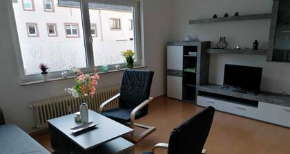 Ferienwohnung 55 mÂČ, 1 Schlafzimmer, 1 Wohnzimmer, 1 KĂŒche, 1 Bad, 1 Flur
