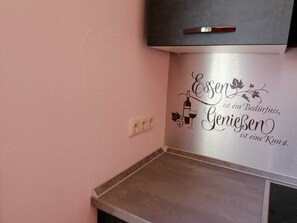 Interior - Ferienwohnung 55 m², 1 Schlafzimmer, 1 Wohnzimmer, 1 Küche, 1 Bad, 1 Flur (Ensch)