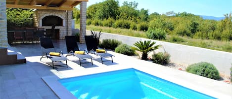 Piscine extérieure