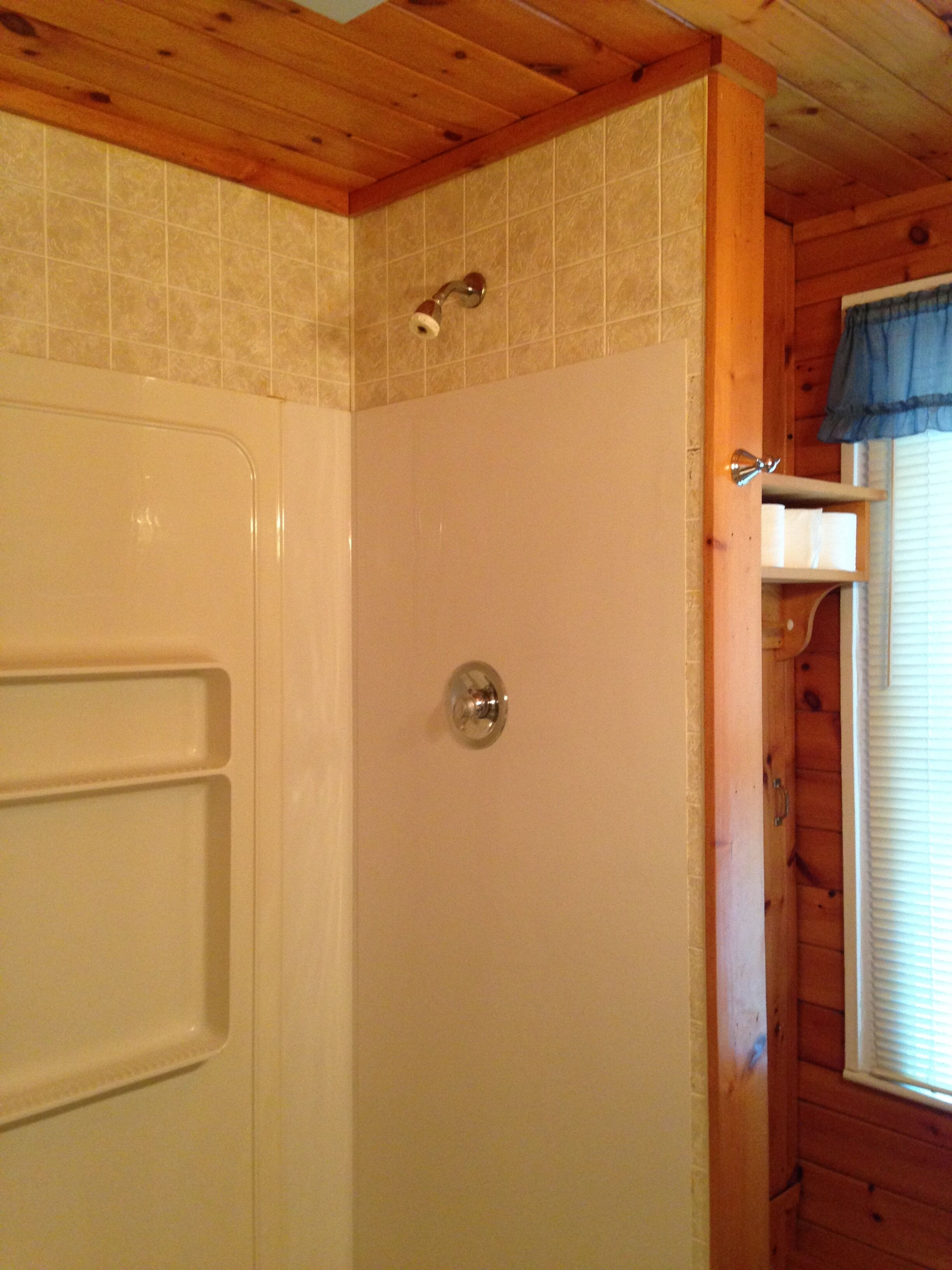 Douche, papier toilette