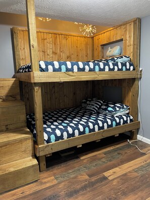 3 dormitorios, wifi gratis, ropa de cama