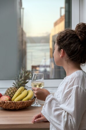 Deluxe Apartment, Balcony, Mountain View (Blue Apt) | Balkongutsikt