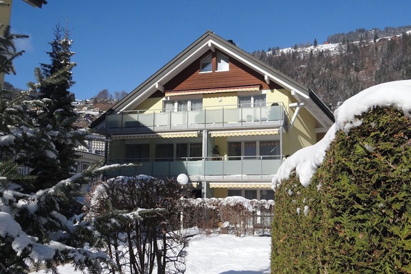 Zone Résidentielle, Maison, Toit, Architecture, Domicile, Chalet, Balcon, Siding, Banlieue, Biens