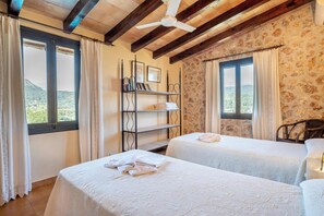 3 Schlafzimmer, Bügeleisen/Bügelbrett, kostenloses WLAN, Bettwäsche