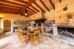 Dining - Holiday Home Turo Golf with Sea View, Wi-Fi, Pool & Garden (S'horta)