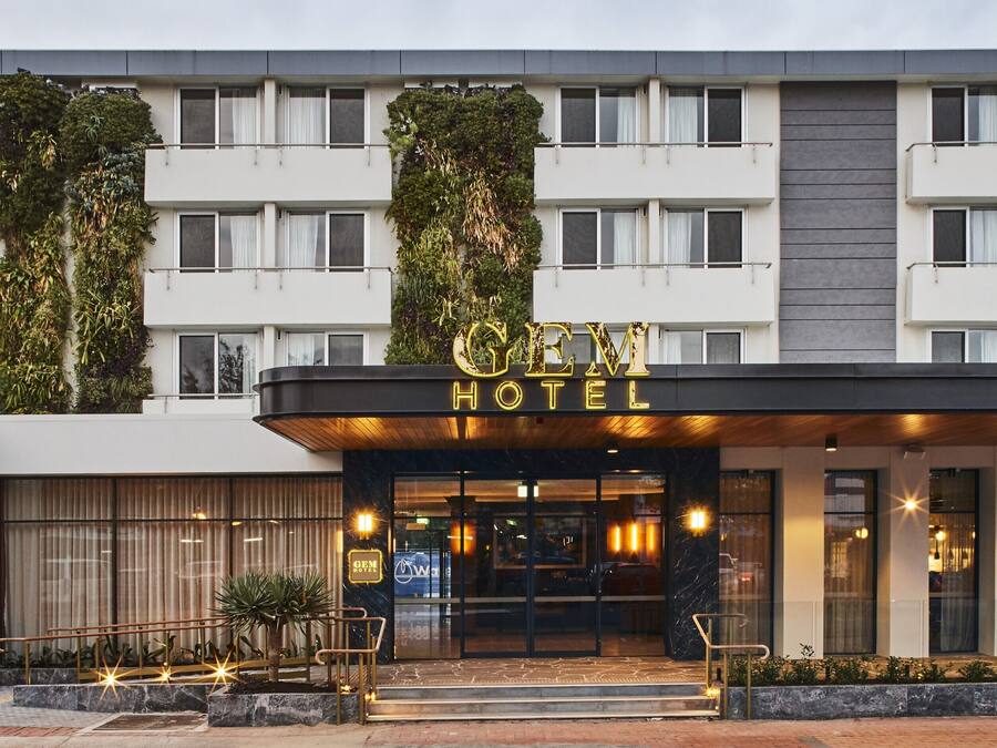 Fachada de la propiedad