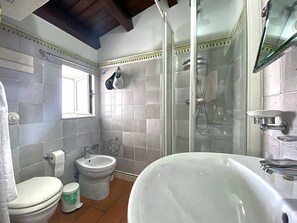 Bathroom - Palermo Blu   Palazzo Massimo   Morricone (Palermo)