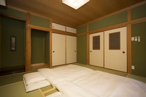 Family Apartment, Non Smoking | In-room safe, laptop workspace, iron/ironing board, free WiFi - Temari (Hakone)