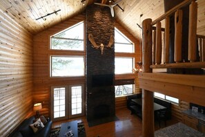 TV, fireplace, DVD player, offices