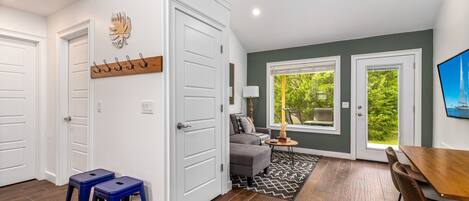 Smart-TV, Tischtennisplatte