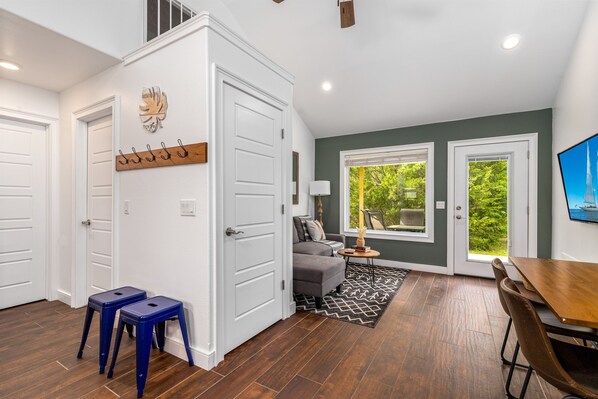 TV connectée, table de tennis de table