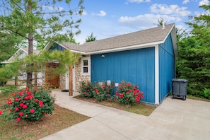 Exterior - GrandLake*Kayak*Forest View*Firepit*King*Lakefront (Grove)