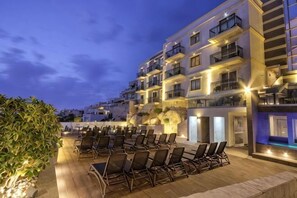 Outdoor pool - Pergola Hotel & Spa (Mellieha)