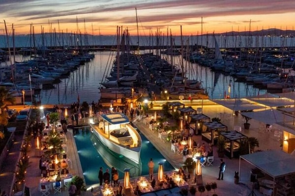 Marina