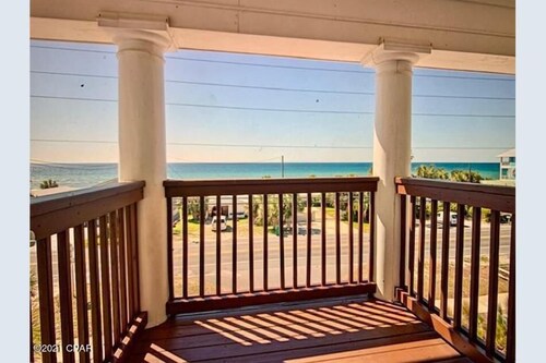 ECDI | PCB Near 30-A 5BR 4BA Pool Hot Tub EV Charger Early Booking Discounts