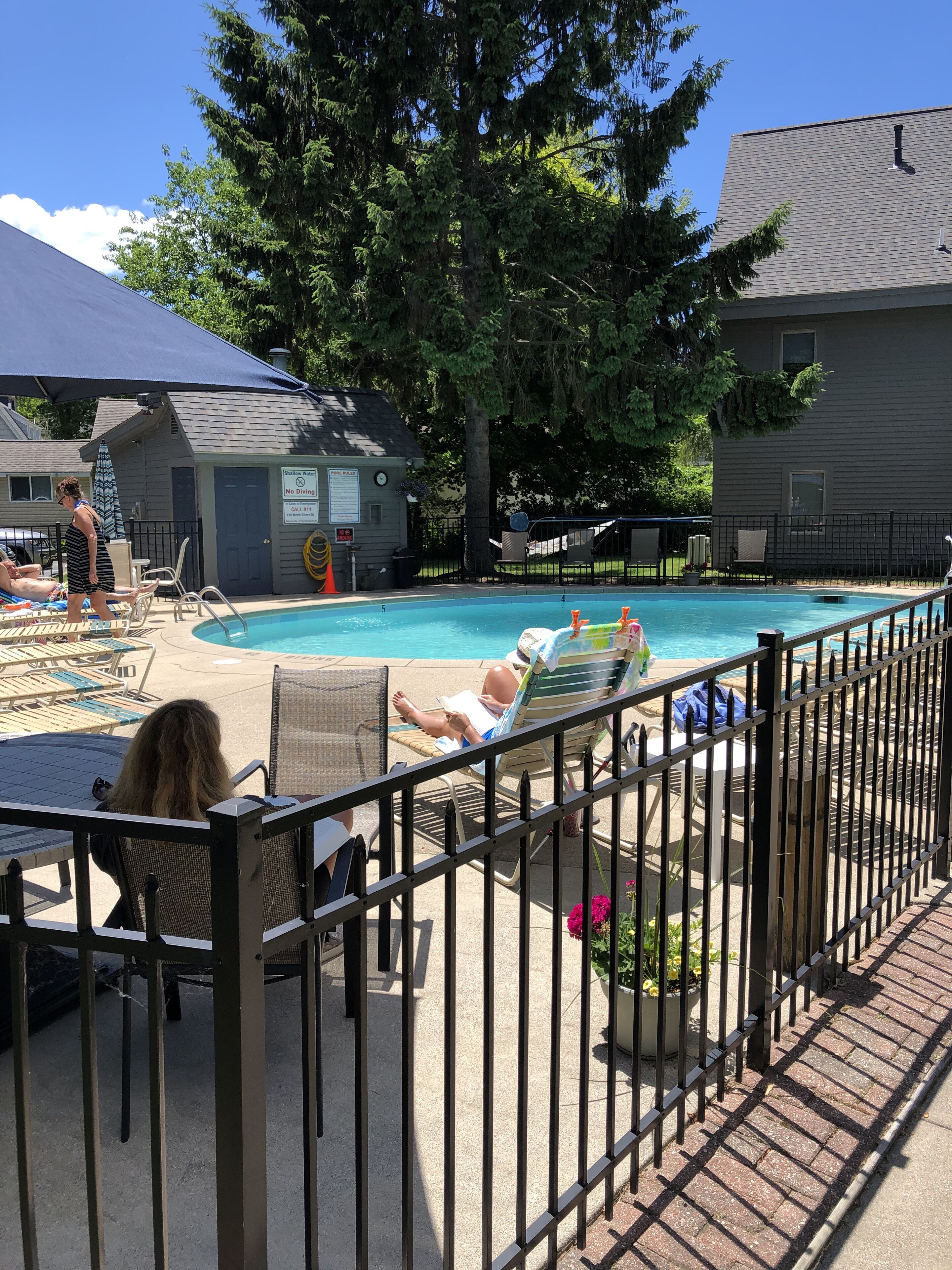 Piscine extérieure, piscine chauffée