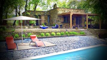 Piscine extérieure, piscine chauffée