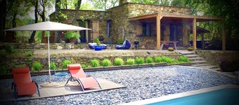 U Filanciu stone house in the heart of the Patrimonio vineyards