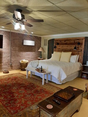 WiFi, bed sheets