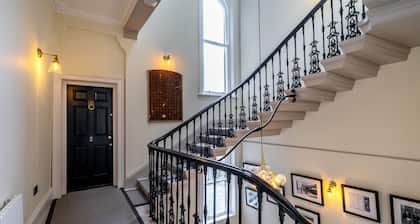 5 Rowntree House - sleeps 3 guests in 1 bedroom