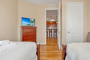 3 habitaciones, tabla de planchar con plancha y wifi gratis 