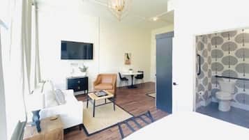 4 bedrooms, iron/ironing board, travel cot, free WiFi