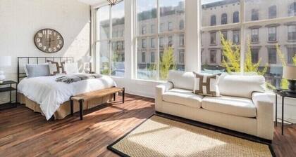 Large, Charming historic flat, Downtown/Bourbon trail/Yum Center