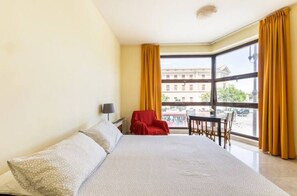 4 Schlafzimmer, Zimmersafe, Bügeleisen/Bügelbrett, Reisekinderbett