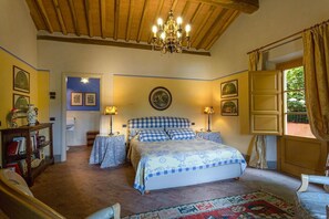 4 bedrooms, travel crib, internet - Villa Frantoio     . (Capannori)