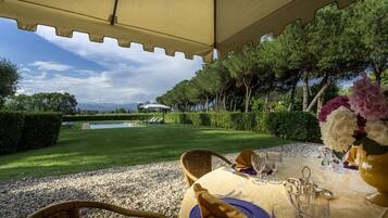 Ristorazione all'aperto