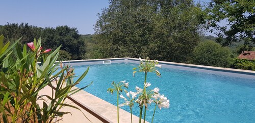 Domaine La Maison d'Aum  Dordogne Périgord  - Chemin de Compostelle - équitation