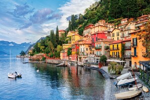 Marina - VILLA SILVANA - DOUBLE ROOM WITH LAKE VIEW (PERLEDO)