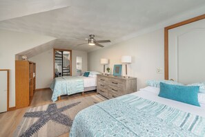 4 chambres, fer et planche à repasser, Wi-Fi gratuit, draps fournis
