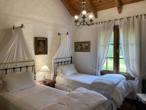 Familievilla | 7 soveværelser, premium-sengetøj, individuelt design