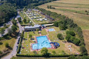 Outdoor pool, a heated pool - Mega Pod Ash 7 (1-4 persons) (Wiltz)