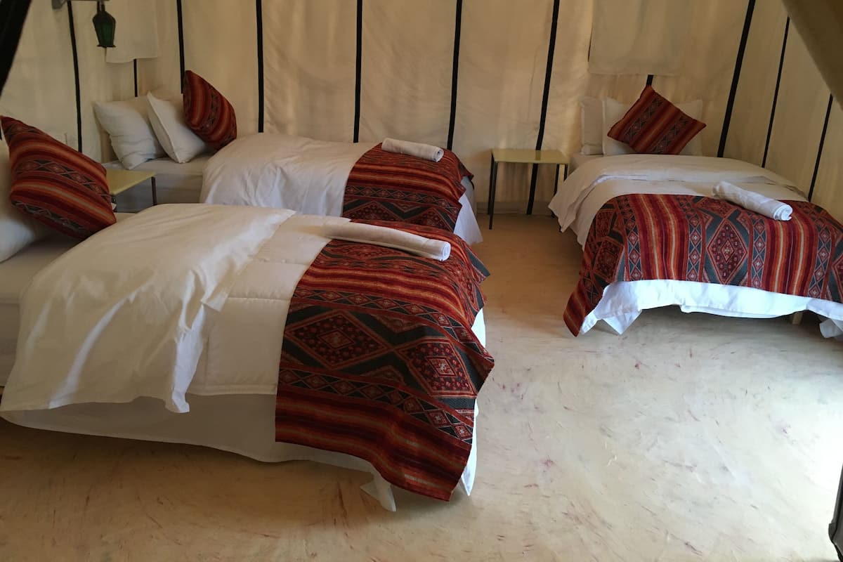 Design Tent | WiFi (free), bed sheets