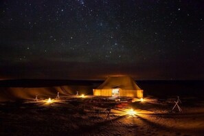Front of property - luxury camp starlight (Taouz)