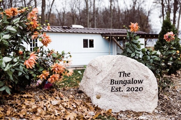 Exterior detail - Couples Hideaway, Romantic, Country, Shipshewana close, Nature, Trails, Wildlife (Vandalia)