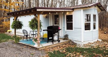 Couples Hideaway, Romantic, Private, Shipshewana close, Nature, Trails, Wildlife