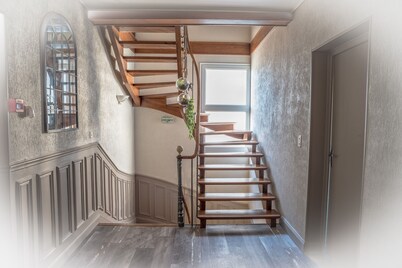 Le Jabloire, comfortable residence. 9 bedrooms, 8 bathrooms and toilets. 