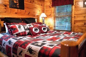 3 chambres, fer et planche à repasser, lit parapluie, Wi-Fi gratuit
