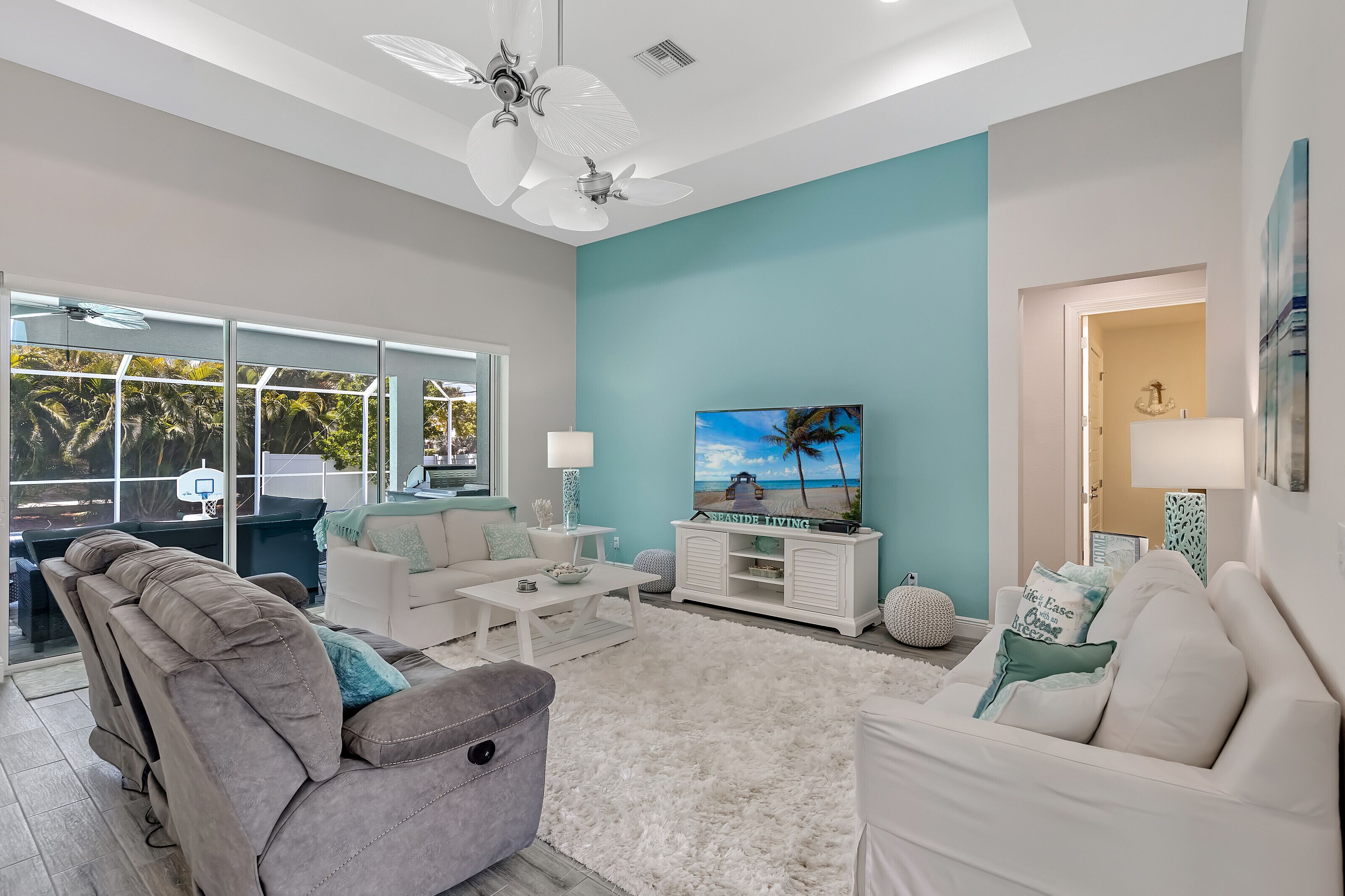 Gorgeous 4 bed 3 bath home with Indoor/Outdoor Living, Private Pool & Hot Tub