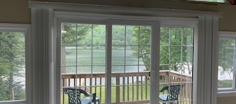 Echo Lake Paradise-Enjoy the views in any season!