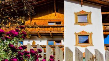 DĂ©tail de lâextĂ©rieur