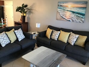 TV - Sun-A-Holic- 59 AW (Laguna Vista)