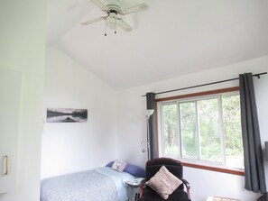 1 bedroom, Internet, bed sheets