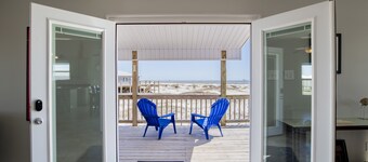 Gulf Front - 5BR - 2BA - 120 Steps to Beach!