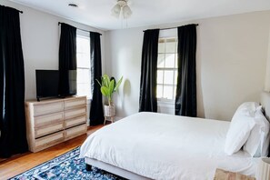 2 soveværelser, skrivebord, strygejern/strygebræt, gratis Wi-Fi