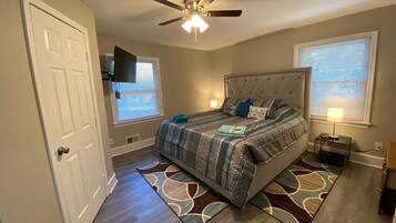 2 chambres, bureau, fer et planche à repasser, Wi-Fi gratuit