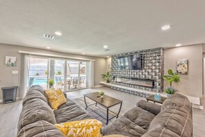 Smart TV, fireplace, foosball